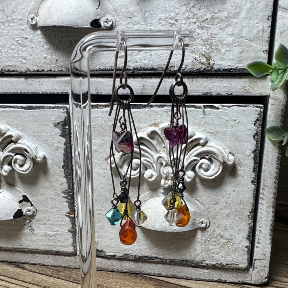 047.Costume Multicolor Dangle Earrings